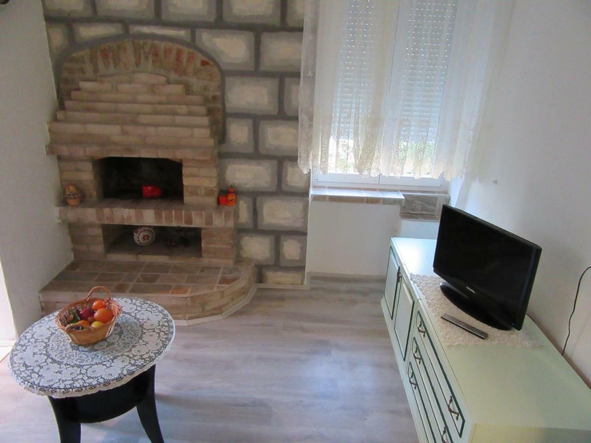 Appartement Apartman Julia à Rijeka Extérieur photo
